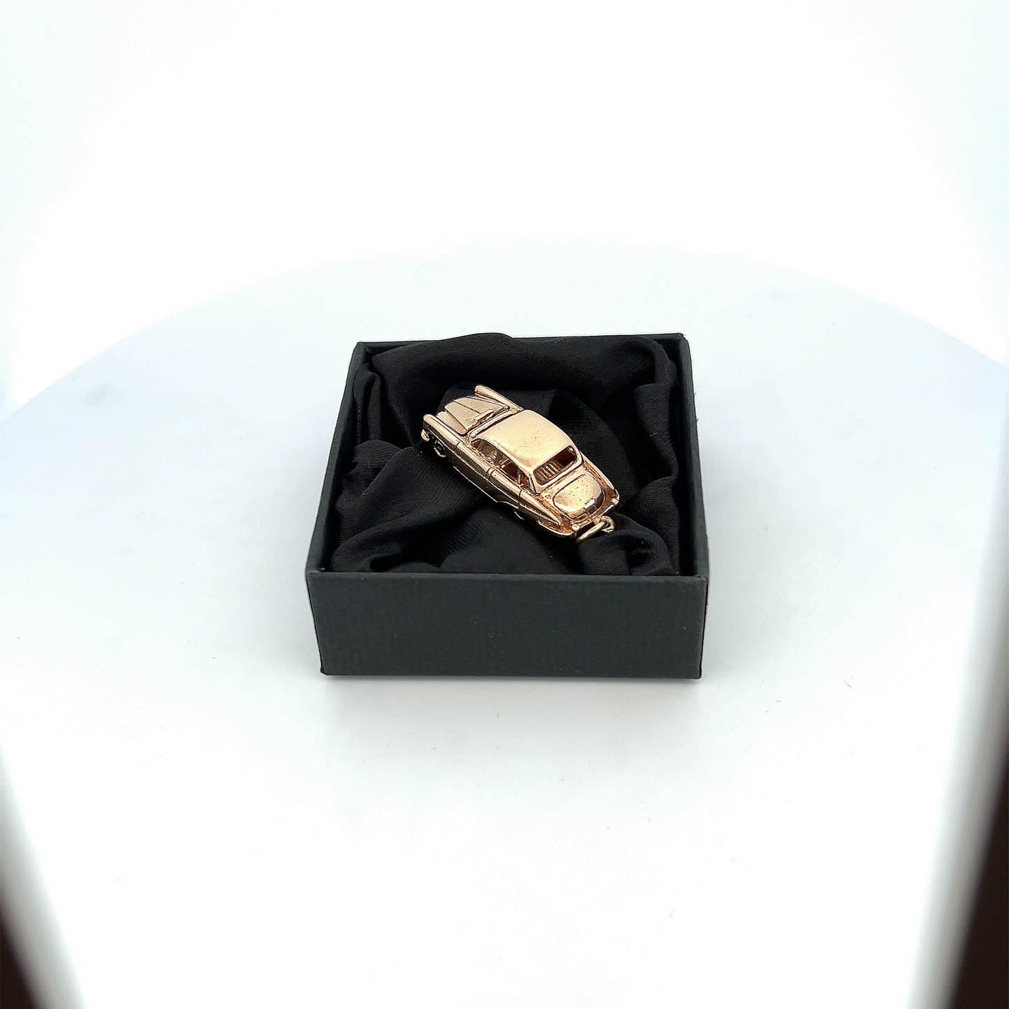 Gold Jaguar Mark 10 (Mark X) 9ct Gold Charm / Pendant