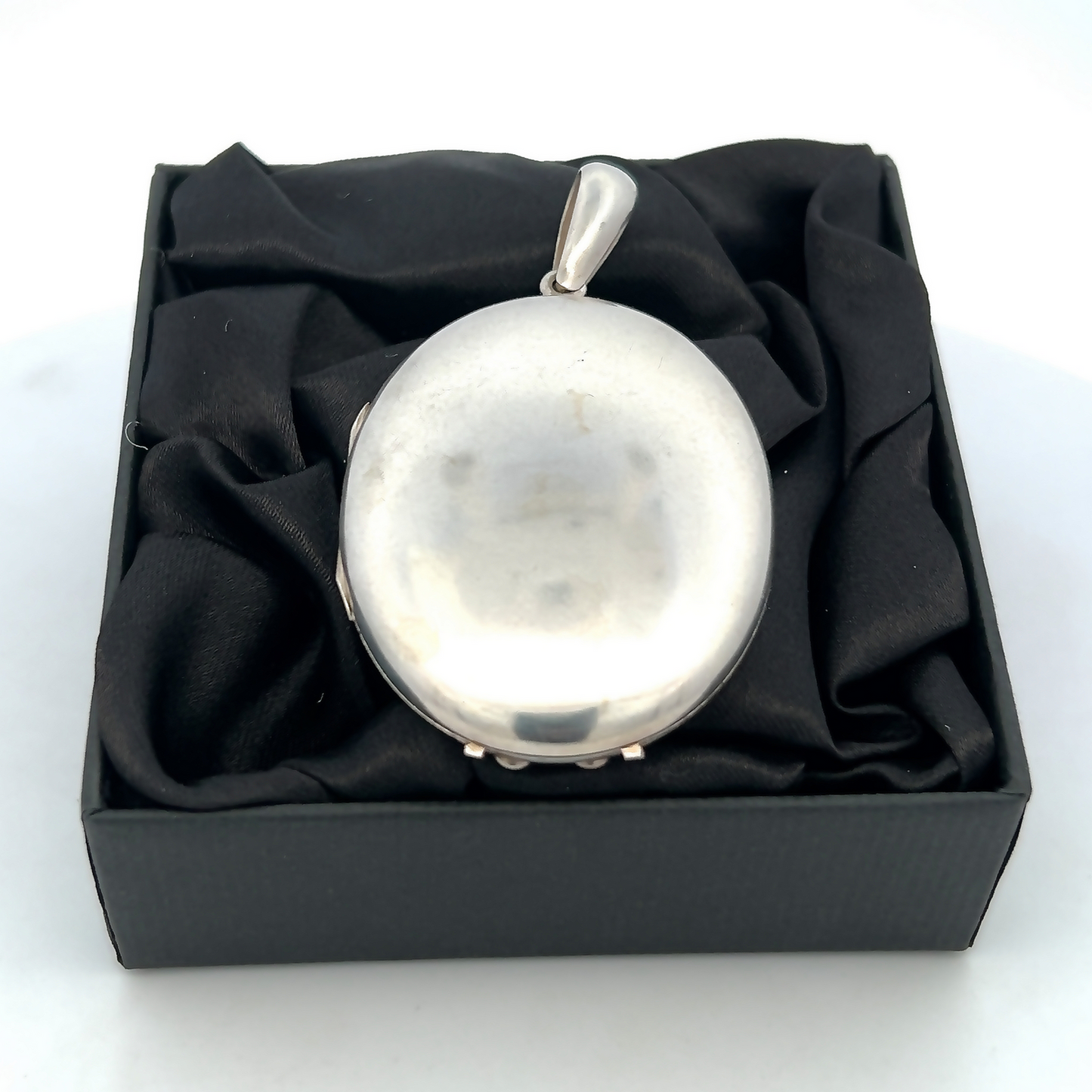 Antique Victorian Sterling Silver Oval Locket