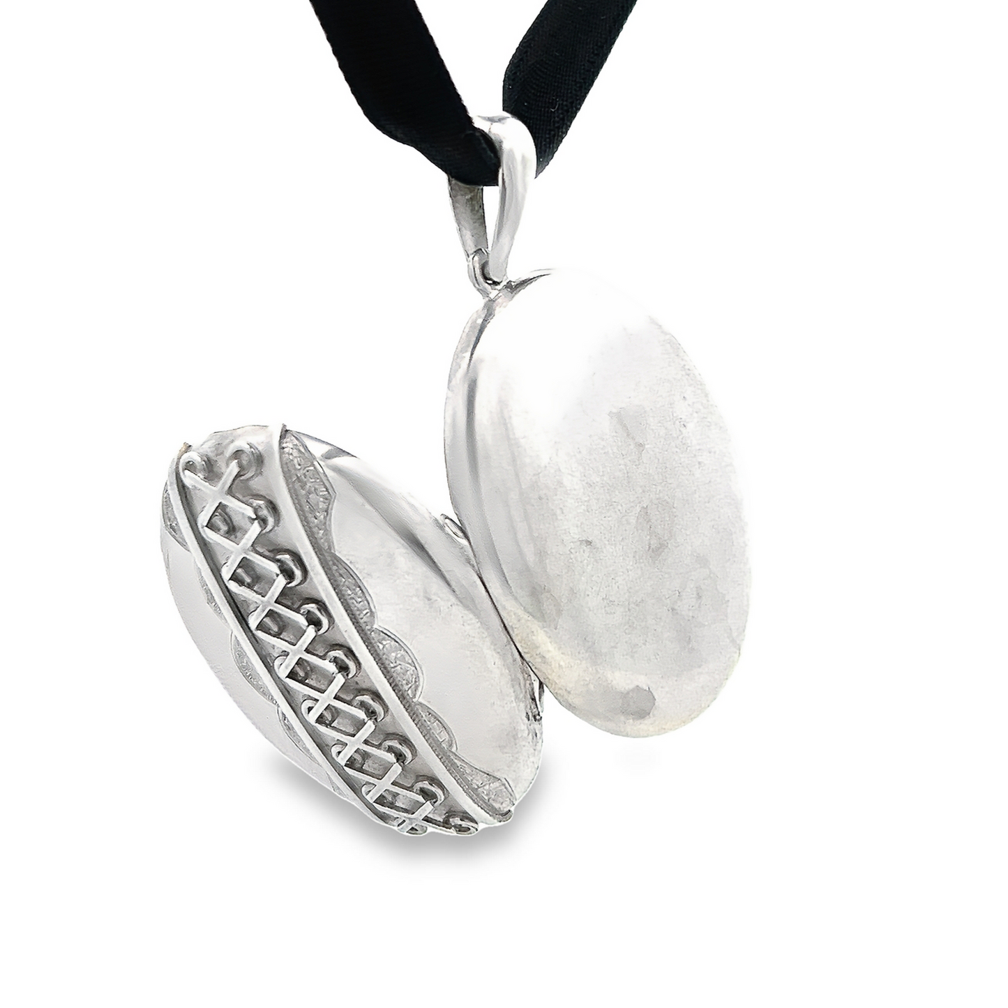 Antique Victorian Sterling Silver Oval Locket