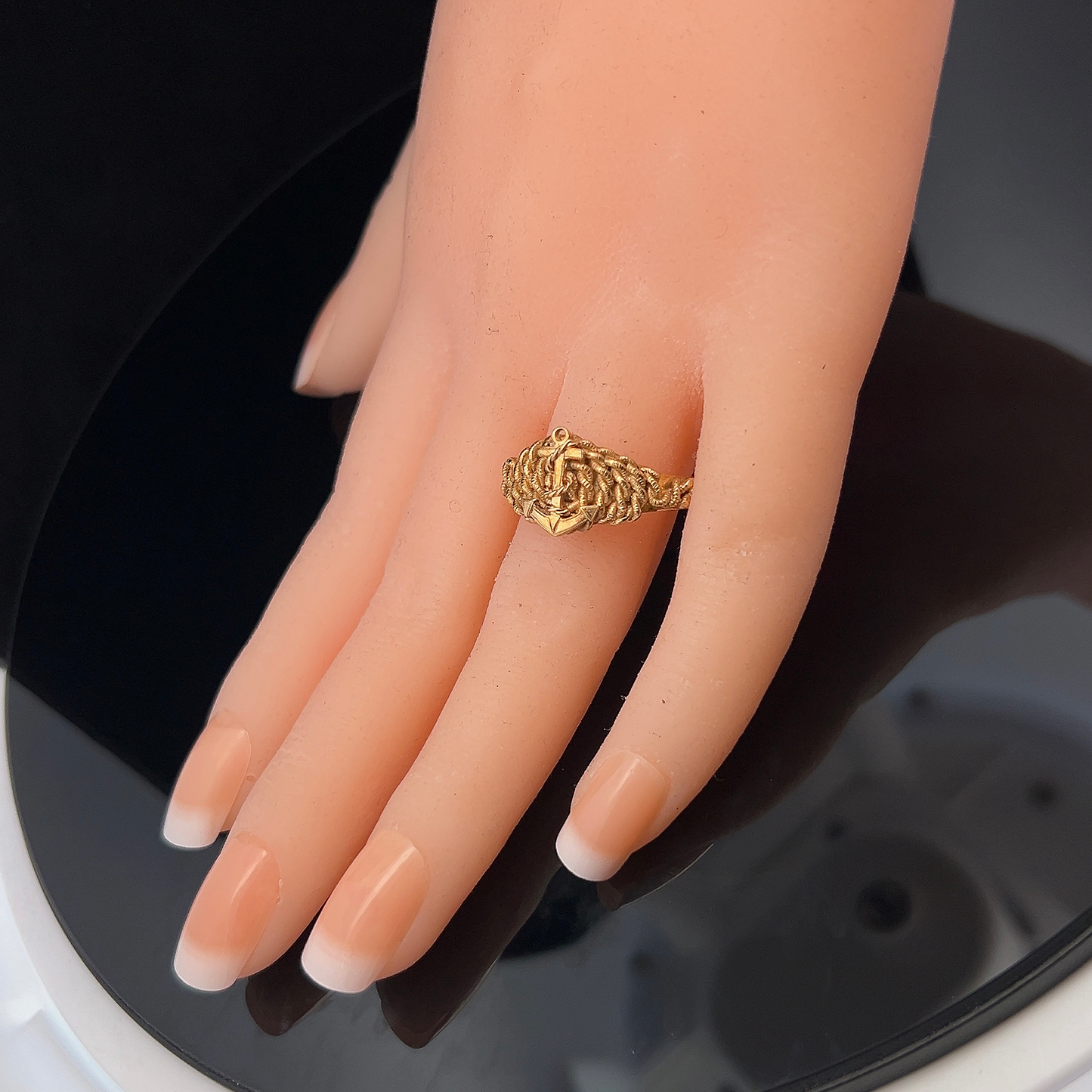 Antique Victorian 18ct Gold Anchor and Rope Motif Ring