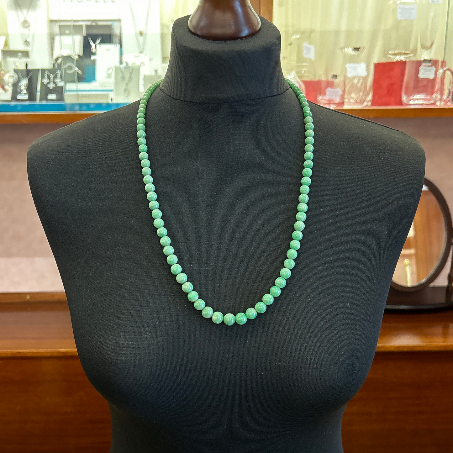 Antique Art Deco Jade Necklace with Diamond Set 18ct White Gold Clasp