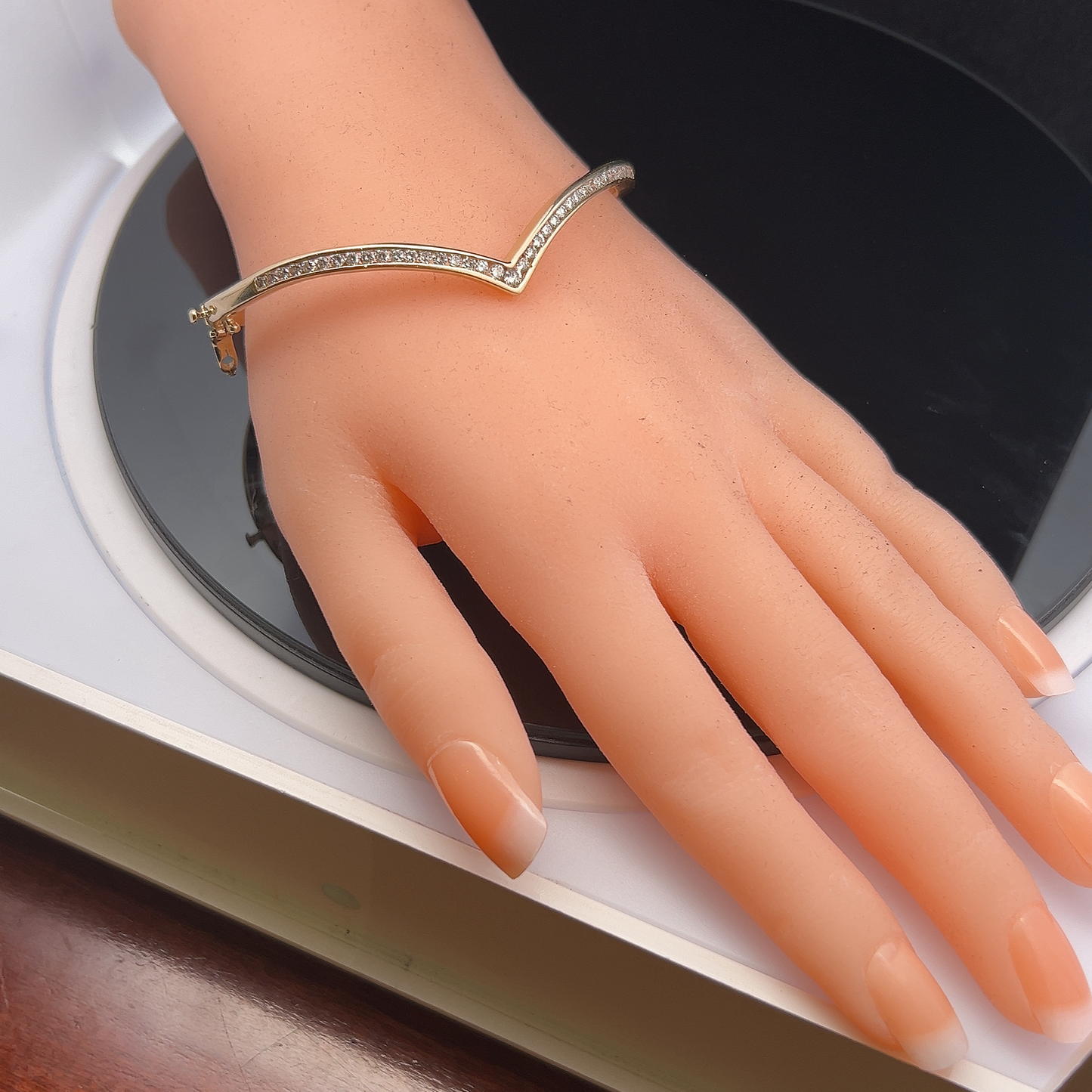 Vintage Diamond Set 9ct Gold Wishbone Bangle