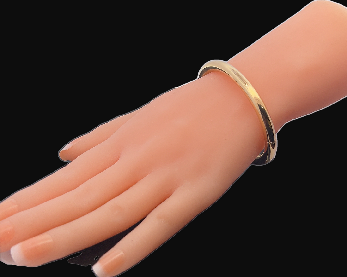 Vintage 18ct Gold Plain Oval Section Hinged Bangle