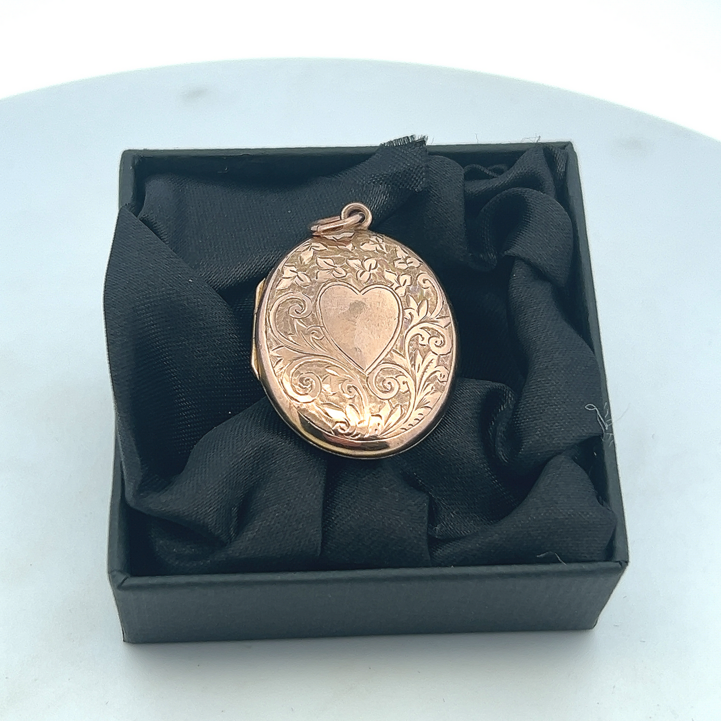 Antique Hand Engraved Floral and Heart Motif 9ct Gold Oval Locket