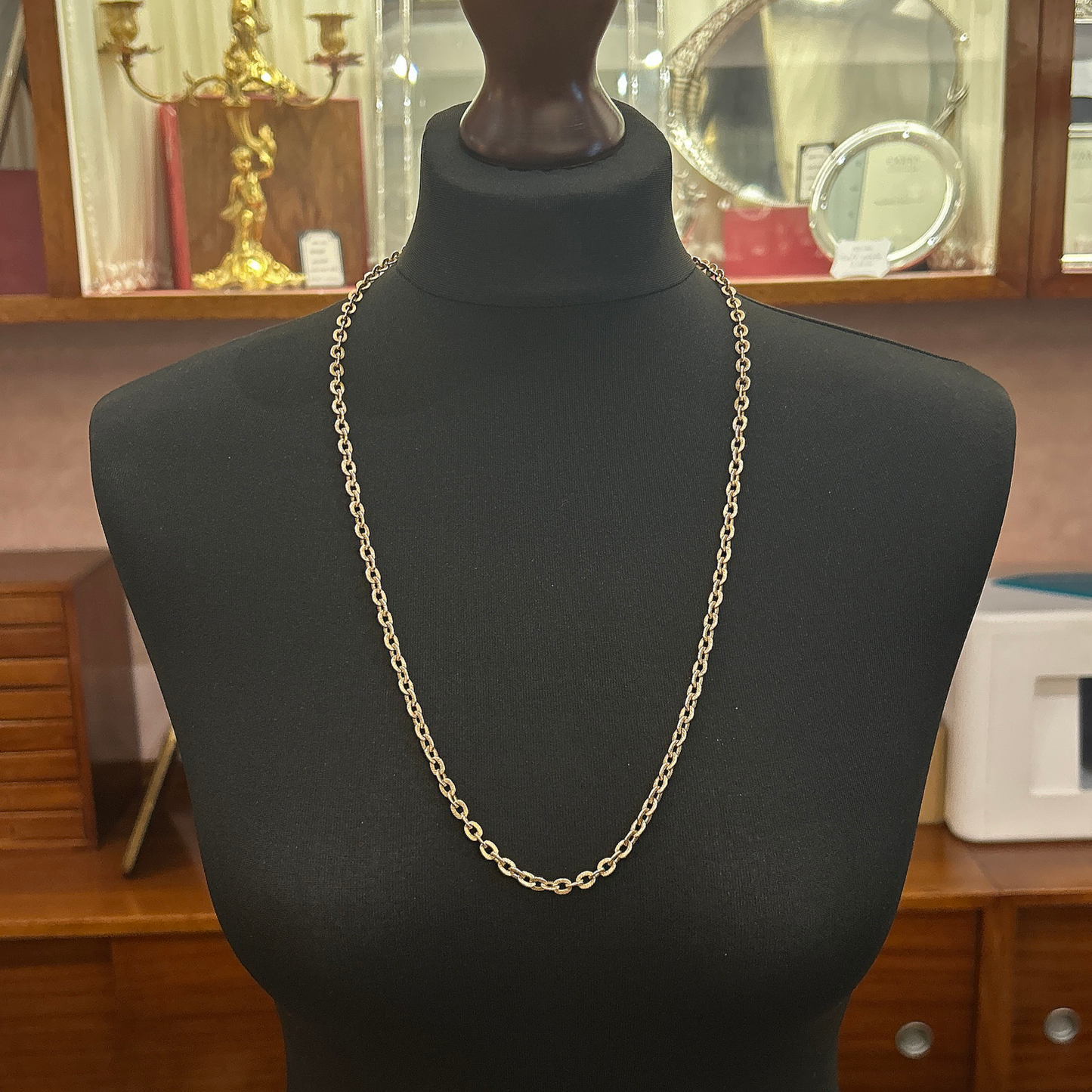 Vintage Georgian Style 9ct Gold Ornate Oval Engraved Link Chain