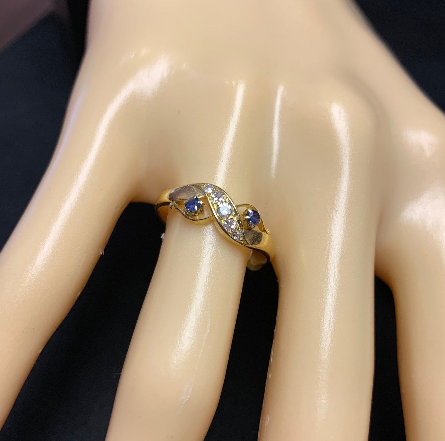 Antique Diamond and Sapphire 18ct Gold Gypsy Ring. Hallmarked Birmingham 1901