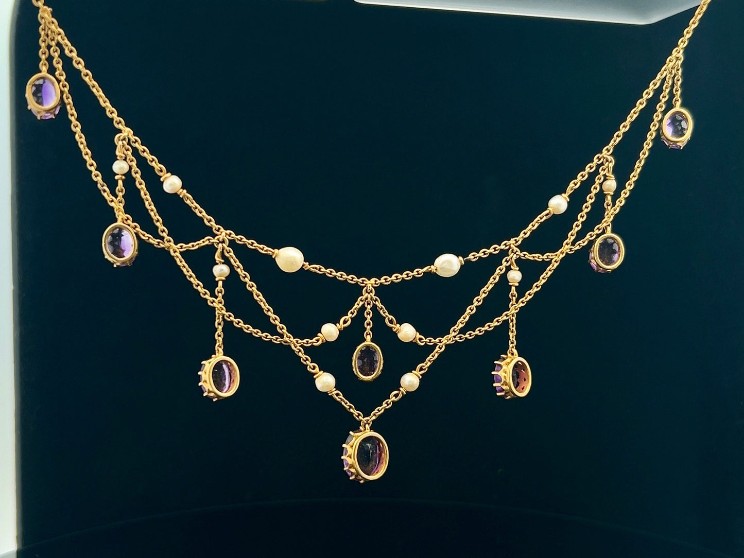 Antique Art Nouveau Amethyst and Seed Pearl 15ct Gold Fringe / Festoon Necklace. Arts & Crafts. Circa 1905