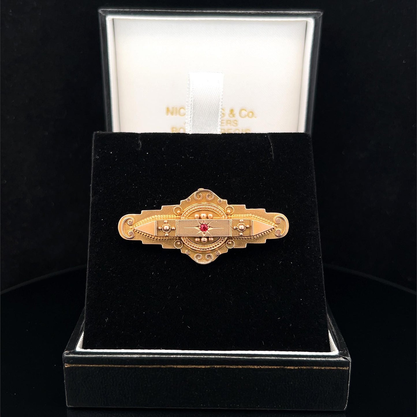 Antique Edwardian 'Locket Back' Star Set Ruby 9ct Gold Etruscan Revival Bar Brooch. Dated Birmingham 1907