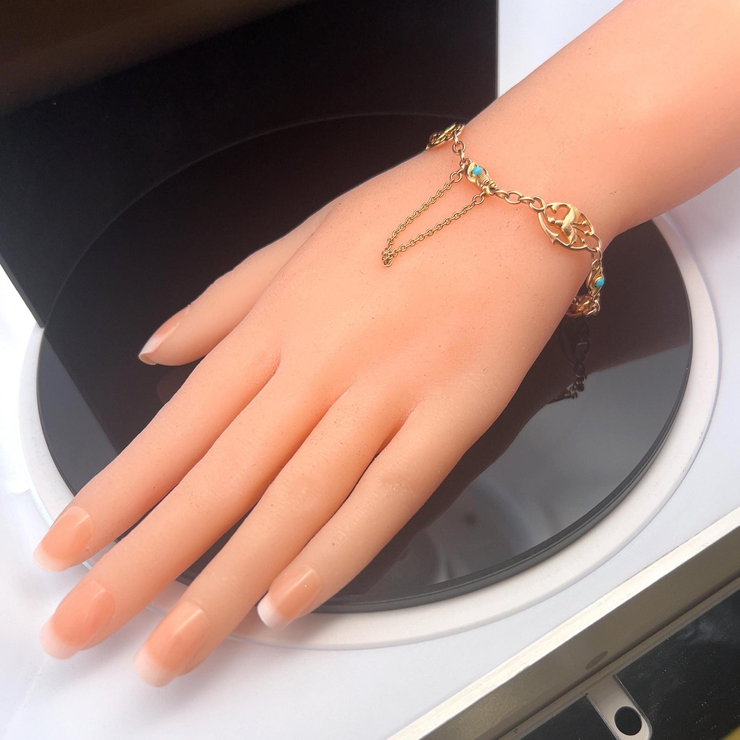 Antique Art Nouveau Turquoise Fuchsia 15ct Gold Bracelet. Circa 1910
