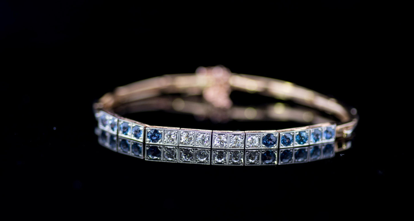 Antique Art Deco Sapphire and Diamond 18ct Gold and Platinum Articulated Bracelet. Tennis / Line Bracelet. Original fitted case