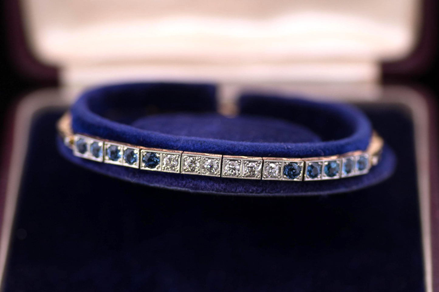 Antique Art Deco Sapphire and Diamond 18ct Gold and Platinum Articulated Bracelet. Tennis / Line Bracelet. Original fitted case