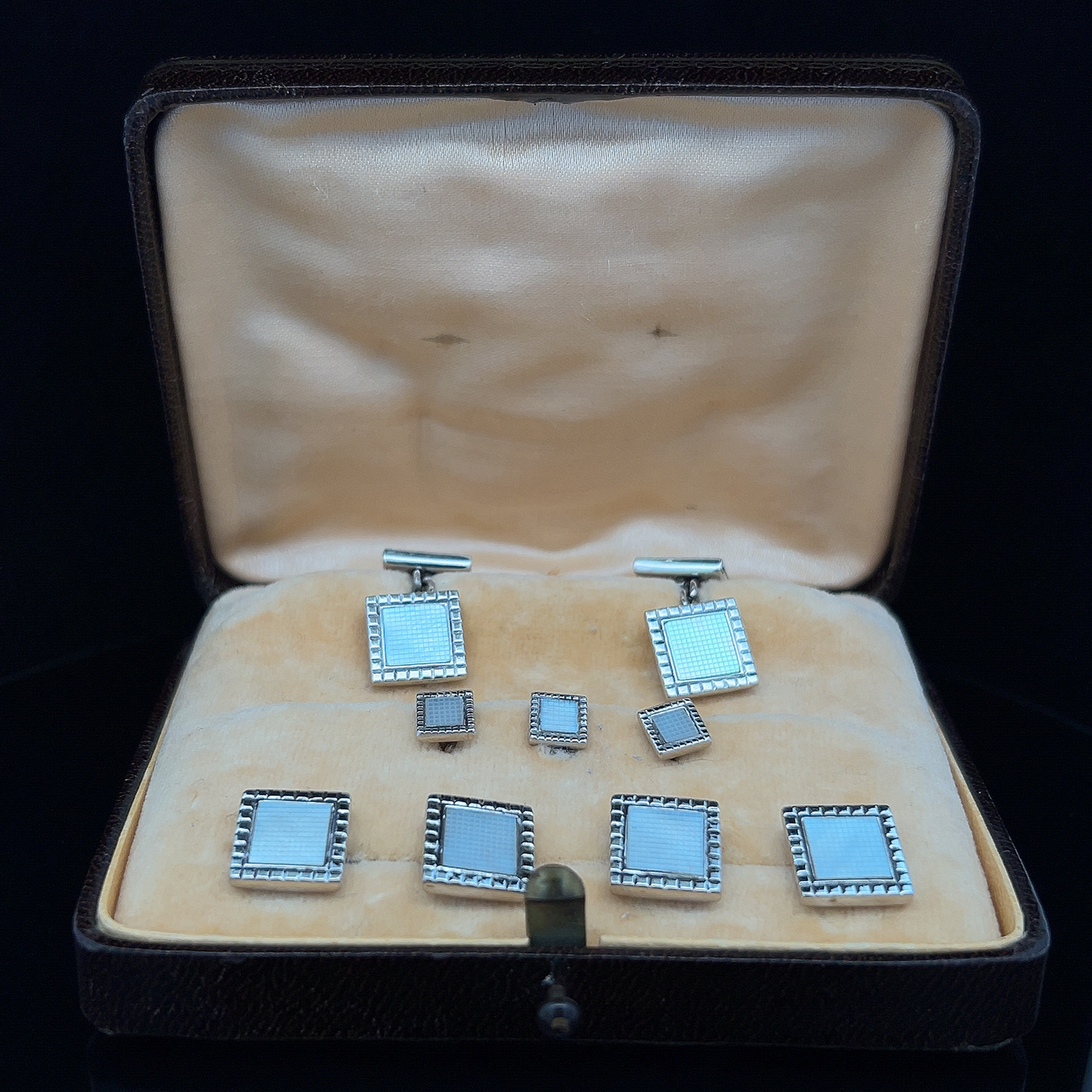 Vintage Art Deco 9ct White Gold & Mother of Pearl Boxed Dress Set by S J Rose
