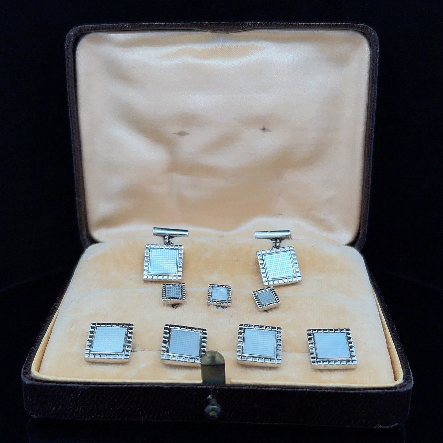 Vintage Art Deco 9ct White Gold & Mother of Pearl Boxed Dress Set by S J Rose