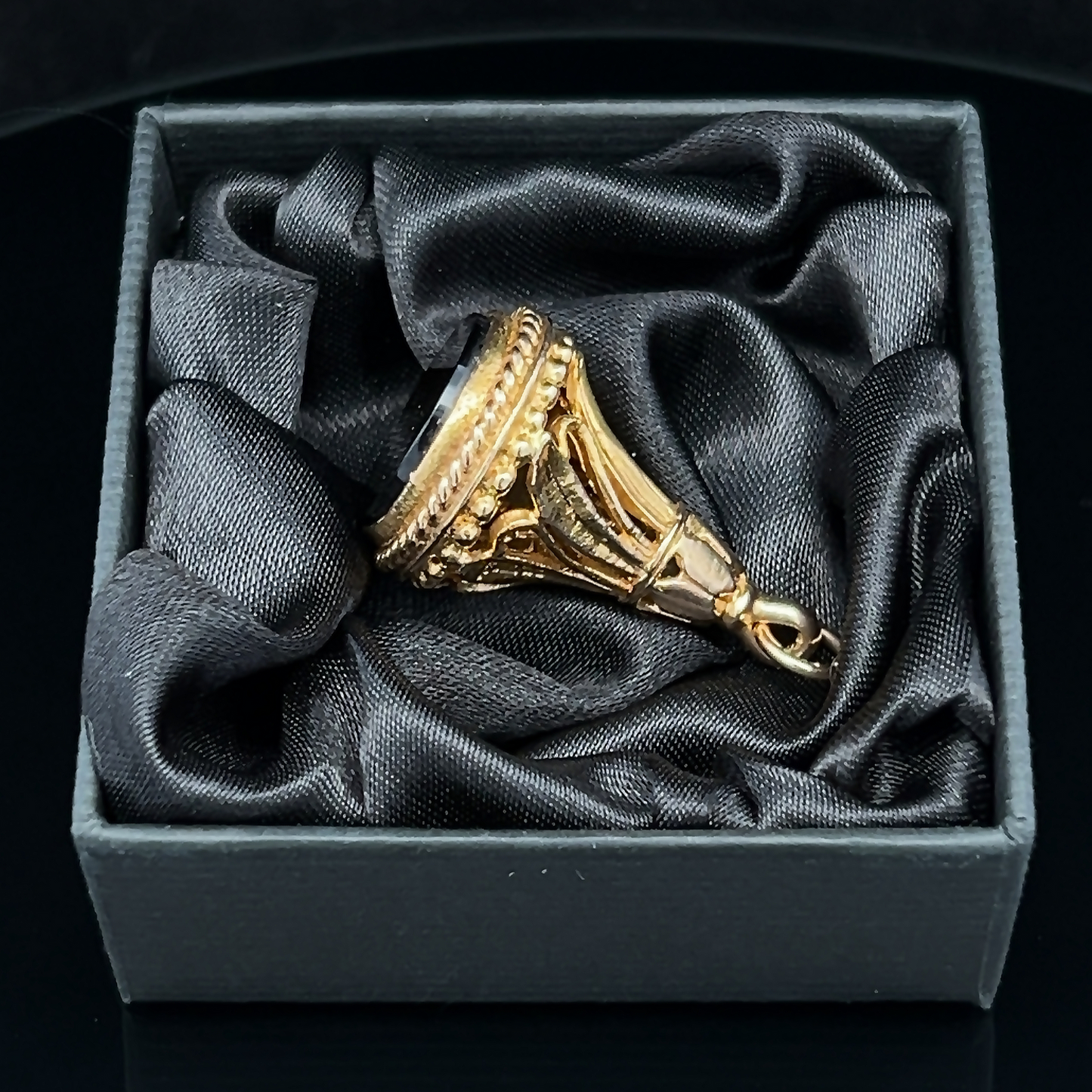 Vintage Georgian Style Onyx 9ct Gold Fob/Pendant