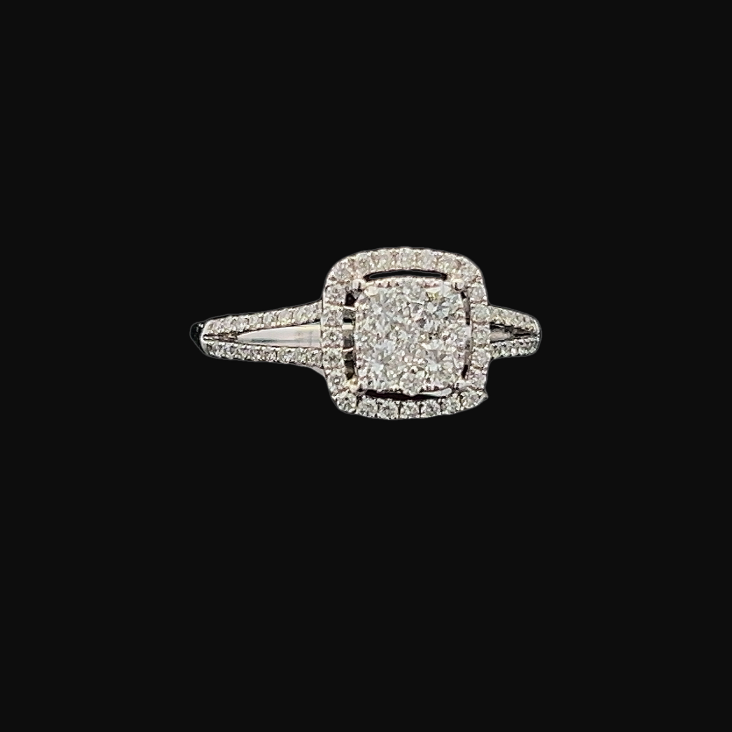 Natural Diamond Halo Cluster 18ct White Gold Ring with Diamond Split Shoulders