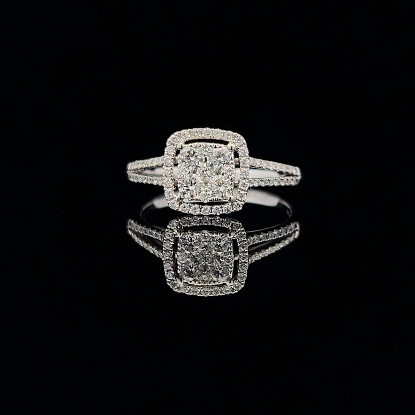 Natural Diamond Halo Cluster 18ct White Gold Ring with Diamond Split Shoulders