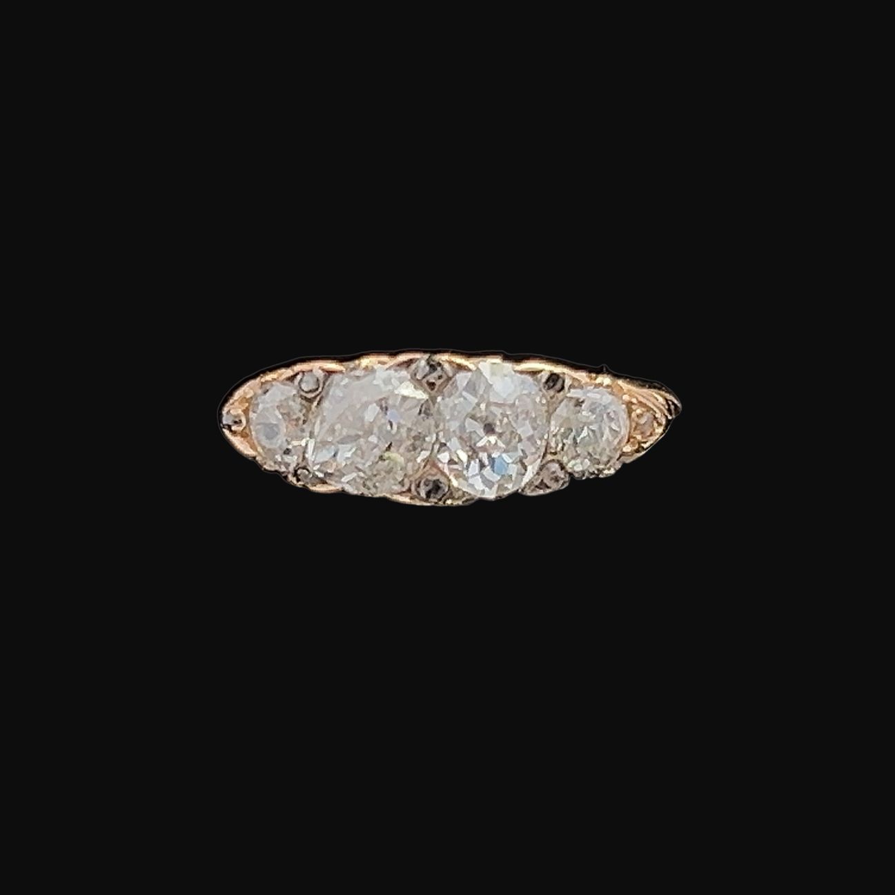Antique Carved 4 Stone Old European Cut Diamond 18ct Gold Ring