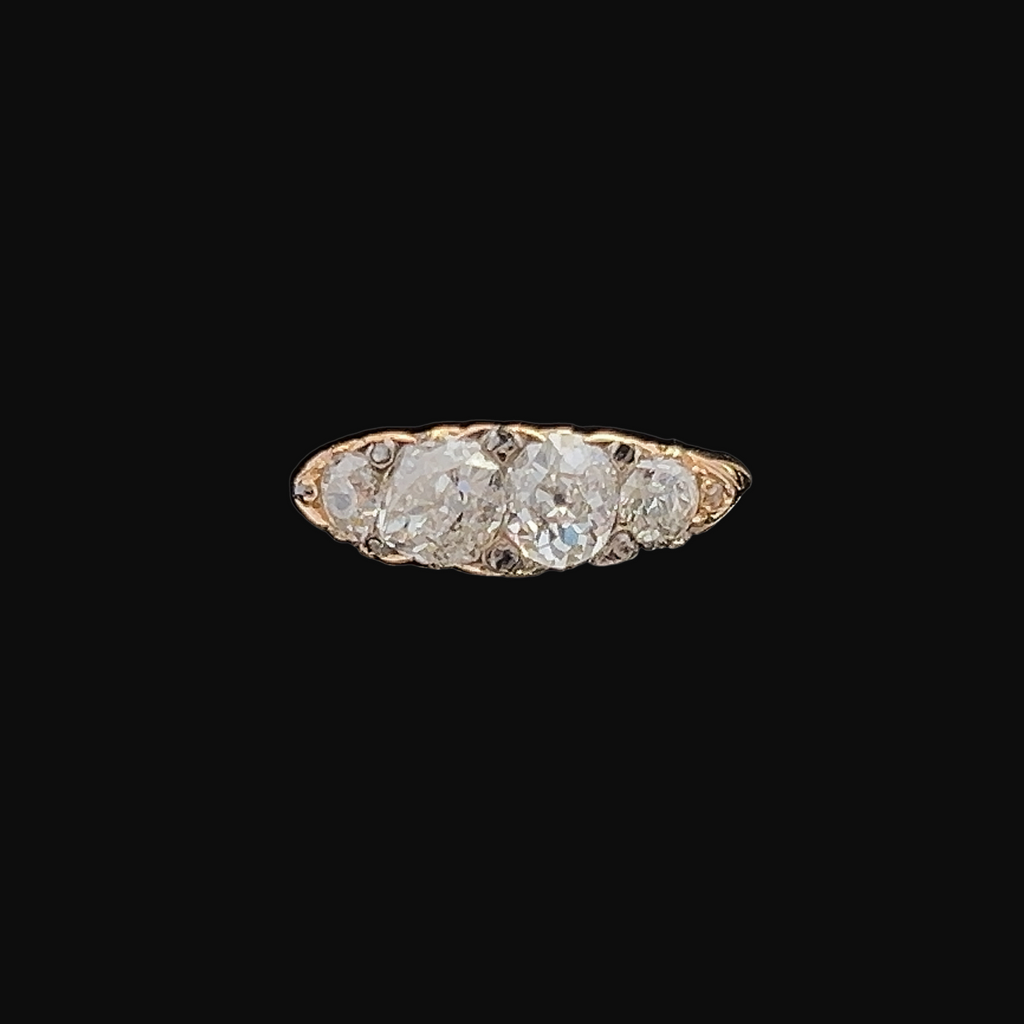 Antique Carved 4 Stone Old European Cut Diamond 18ct Gold Ring