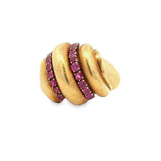 Vintage Ruby 18ct Gold Bombe Cluster Ring
