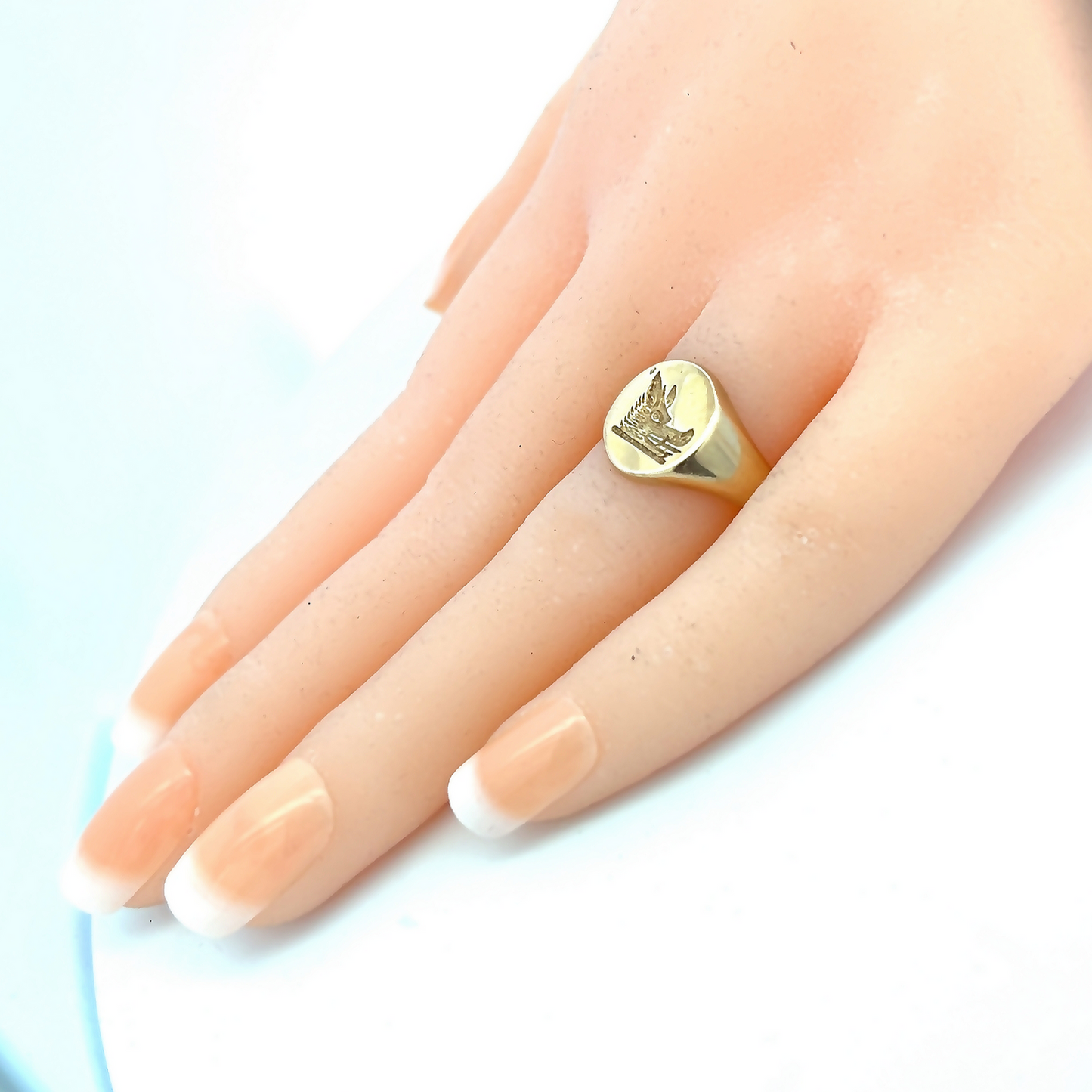 Preloved 9ct Gold Intaglio Boar's Head Crested Signet Ring