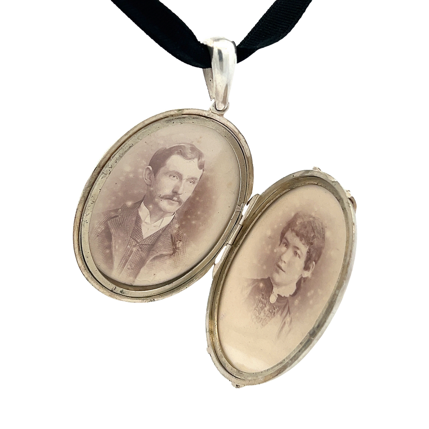 Antique Victorian Sterling Silver Oval Locket