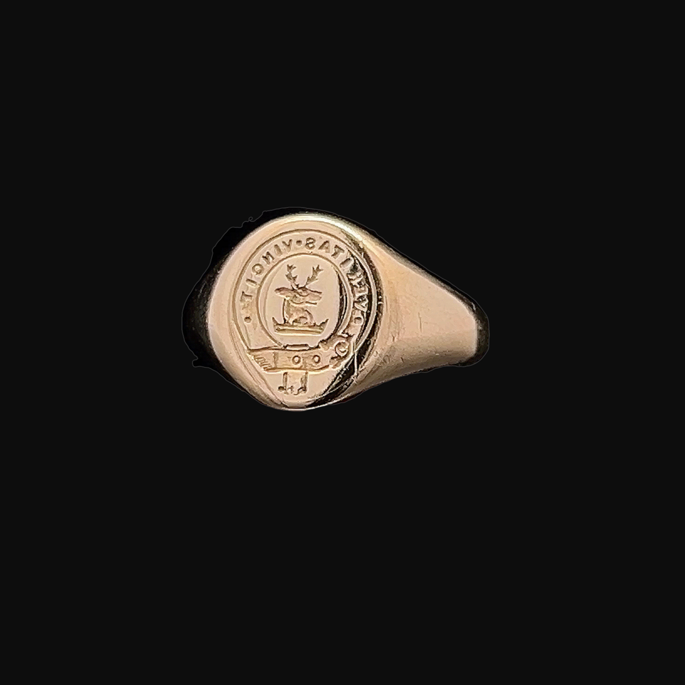 Vintage  "Truth Conquers" 9ct Gold Carved Intaglio / Seal Engraved Signet Ring