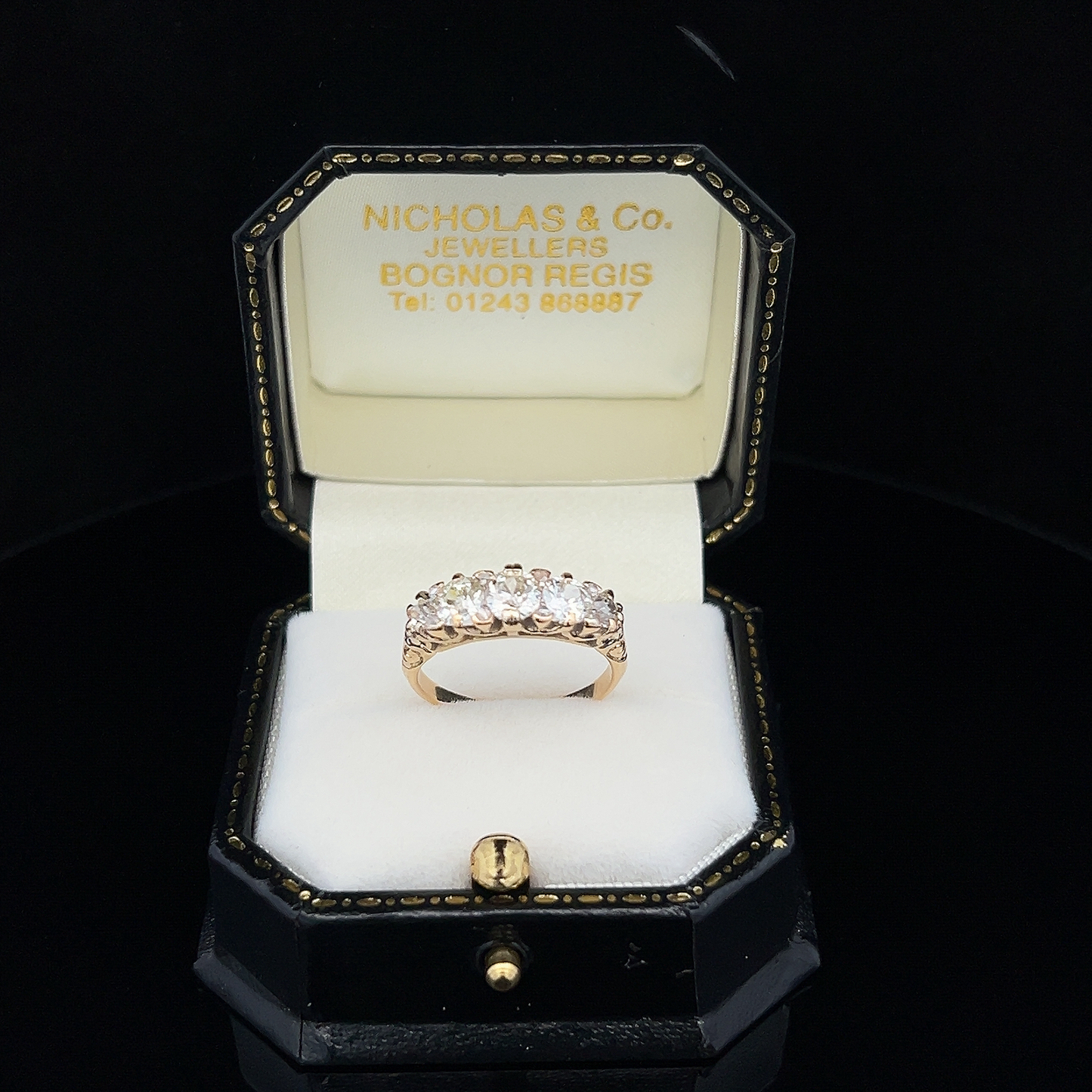 Antique Victorian 5 Stone Old European Cut Diamond and Rose Cut Diamond 18ct Gold Carved Ring