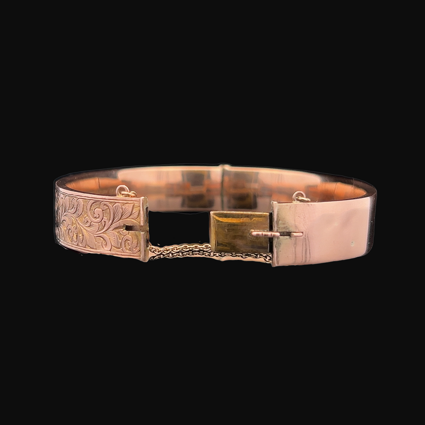 Antique Art Deco 9ct Rose Gold Hinged Bangle with Engraved Foliate Motifs