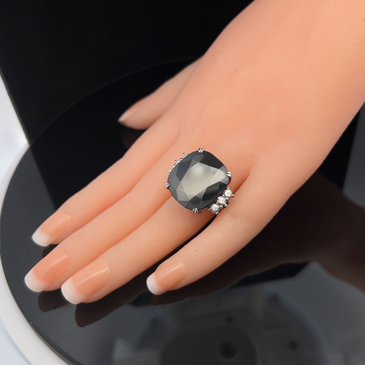 Vintage Natural Sapphire & Diamond 18ct White Gold Cluster Cocktail Ring