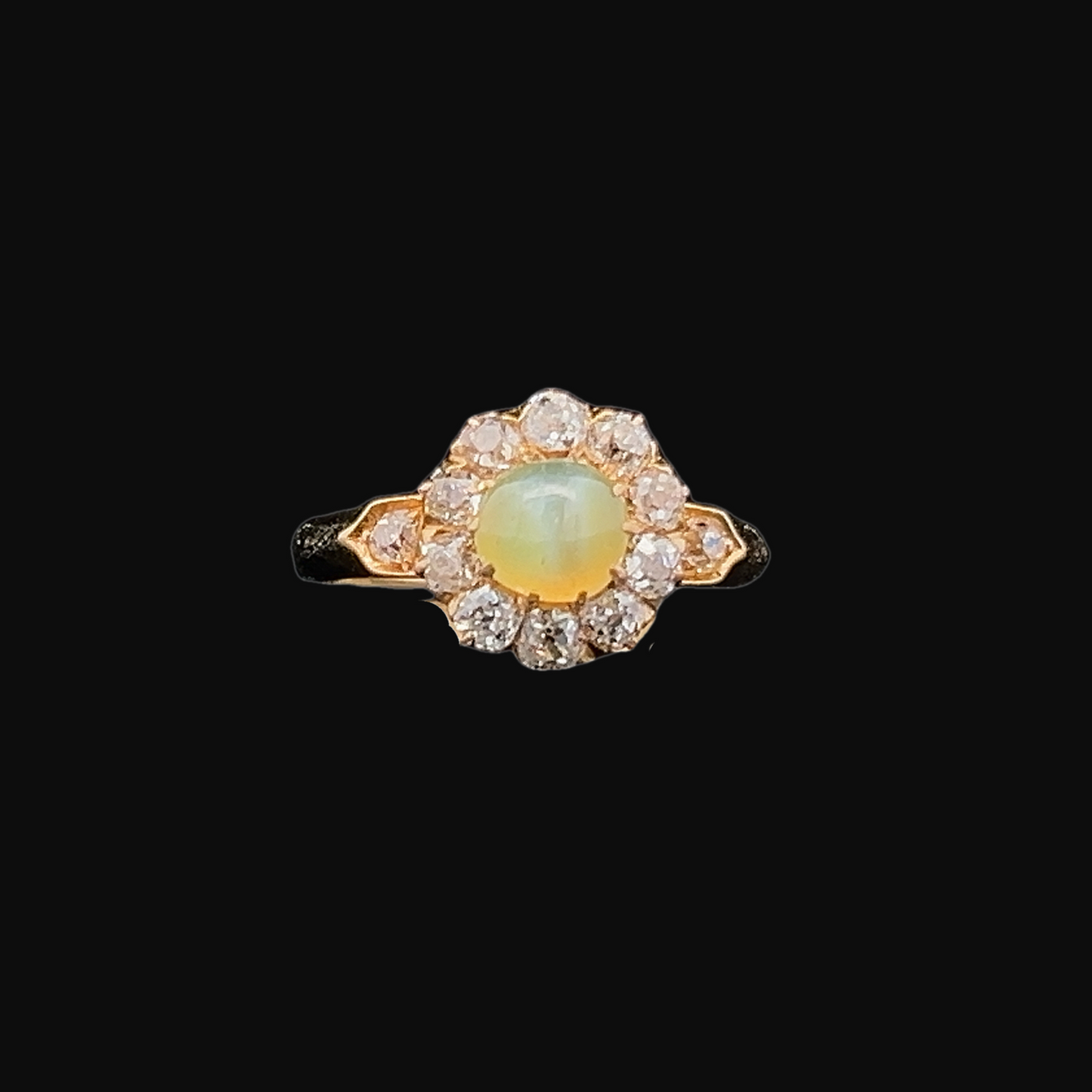 Antique Victorian Cat’s Eye Chrysoberyl & Diamond Cluster 18ct Gold Ring