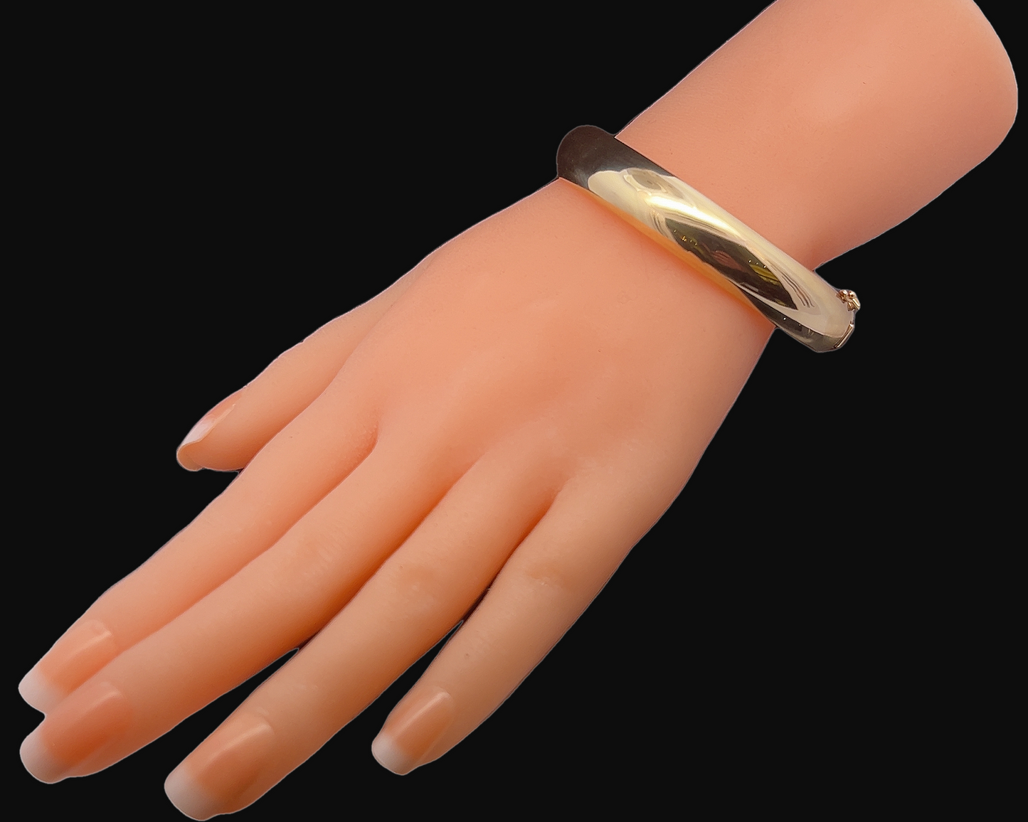 Vintage 9ct Gold Plain Oval Bangle