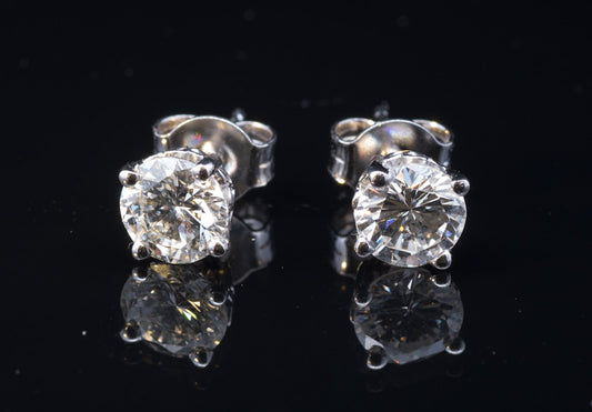 Platinum 2.0ct TDW Certificated Diamond Stud Earrings. Natural Diamonds. GIA I/SI2.