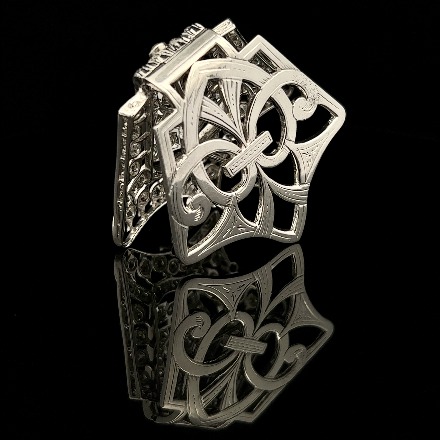 Antique Art Deco Diamond 18ct White Gold Openwork Clip with Fitted Box.