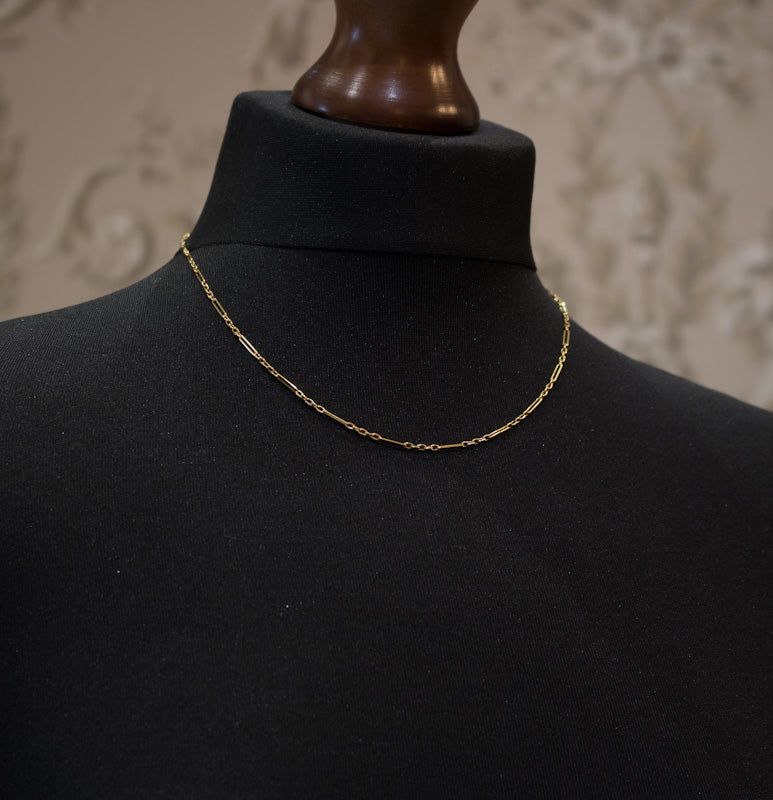 Attractive Antique 9ct Gold Chain C.1900. Trombone Link. Perfect For Your Antique Pendant.