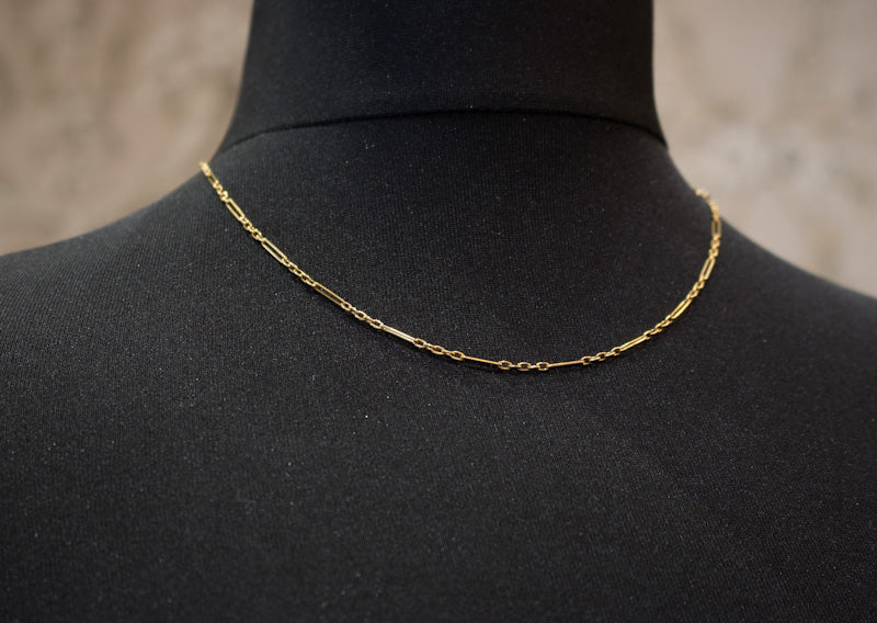 Attractive Antique 9ct Gold Chain C.1900. Trombone Link. Perfect For Your Antique Pendant.