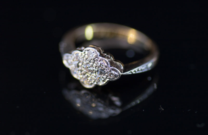 Antique Art Deco 18ct and Platinum Diamond Cluster. Edwardian C.1900 / 1910
