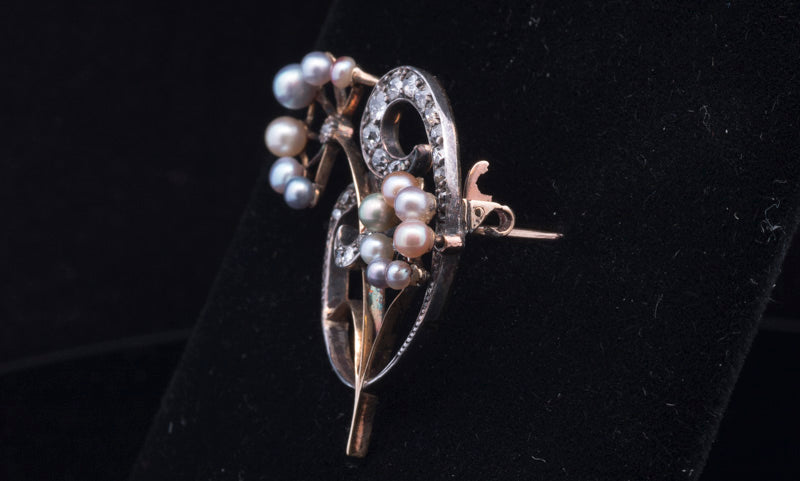 Antique Pearl and Diamond Art Nouveau Brooch 18ct Gold Back, Silver Set. Circa 1900
