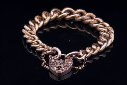 Beautiful Antique 9ct Gold Tapered `Hollow Curb` Bracelet. Hand Engraved. C1900