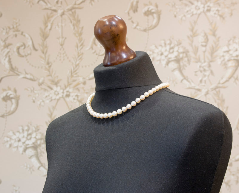 Superb Mappin and Webb Fine Cultured Pearl Necklace. 18ct Diamond Clasp. 8 - 8.5mm
