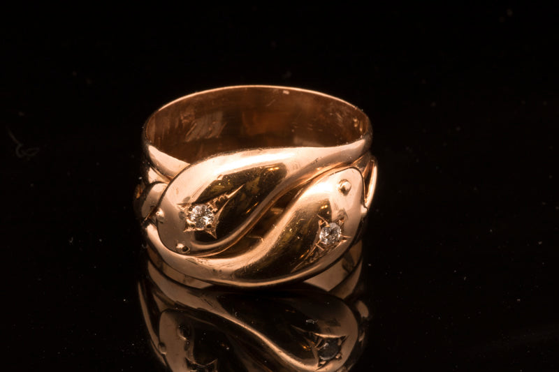 Antique 18ct Gold Double Snake Ring. Diamond Set. London 1918.