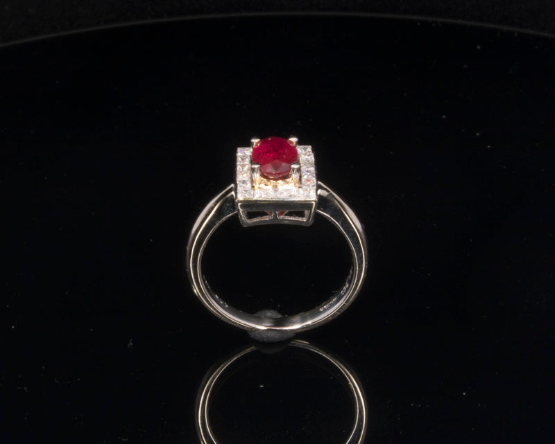18ct Gold Ruby and Diamond Tablet Ring. Princess Cut Diamonds. Superb Quality. Pre-Loved.