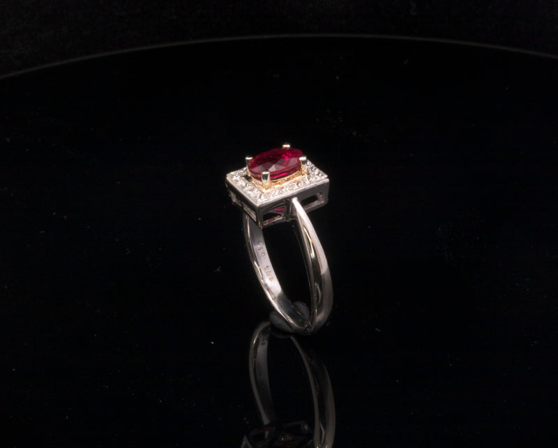 18ct Gold Ruby and Diamond Tablet Ring. Princess Cut Diamonds. Superb Quality. Pre-Loved.