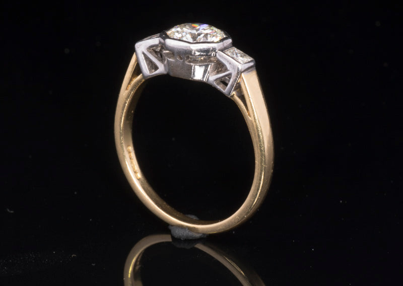 Pre-Loved Art-Deco Style. 18ct Gold Natural Diamond Ring. Octagonal Setting, Princess Diamond Shoulders. 1.00ct centre