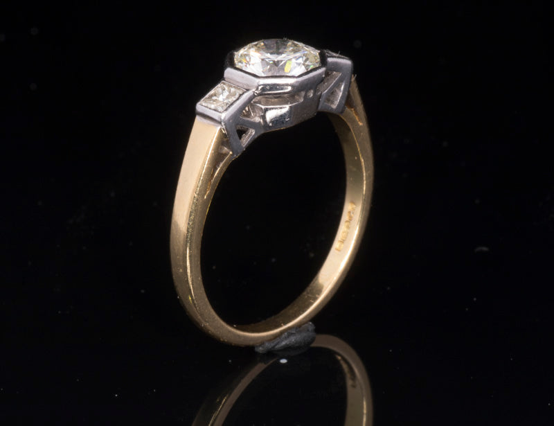 Pre-Loved Art-Deco Style. 18ct Gold Natural Diamond Ring. Octagonal Setting, Princess Diamond Shoulders. 1.00ct centre