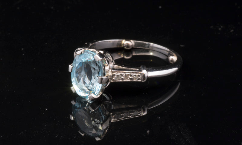 Platinum Art Deco Aquamarine and Diamond Ring. 1.9ct. Diamond Shoulders. Circa 1910