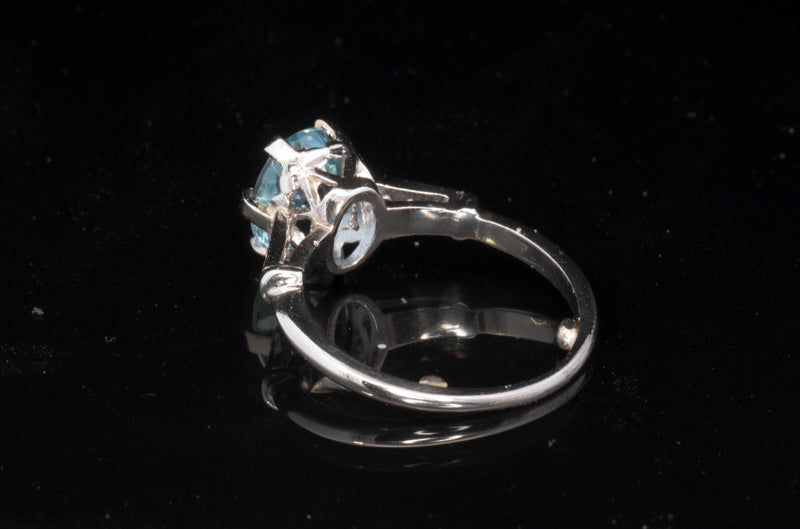 Platinum Art Deco Aquamarine and Diamond Ring. 1.9ct. Diamond Shoulders. Circa 1910