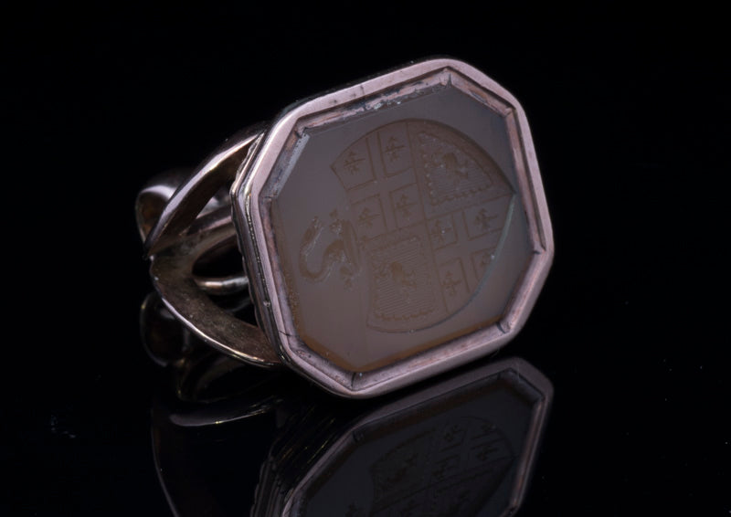 Exceptional Antique 9ct Gold Chalcedony Engraved Fob Circa 1840/1850. Beautifully Engraved.