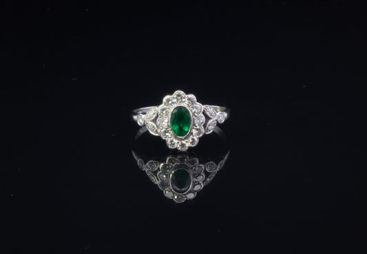 Emerald and Diamond Ring. Vintage Platinum Cluster Ring. Art Deco / Edwardian Style.
