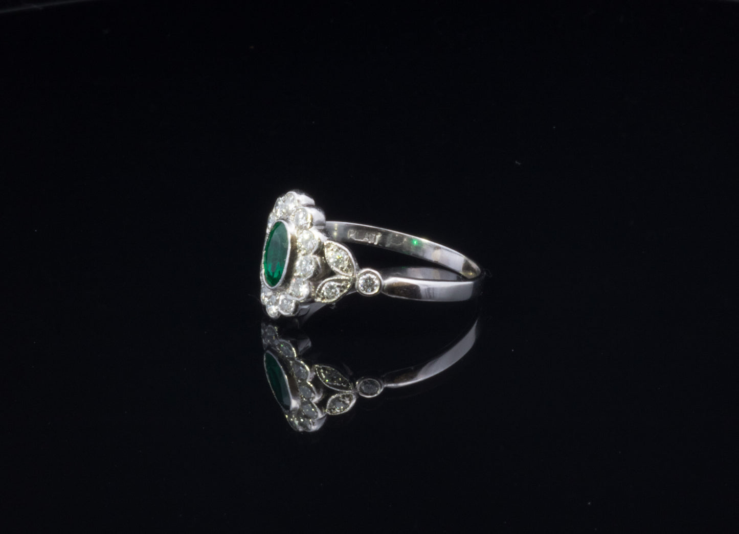 Emerald and Diamond Ring. Vintage Platinum Cluster Ring. Art Deco / Edwardian Style.