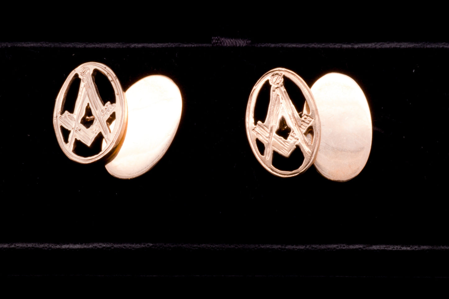 9ct Masonic Cufflinks. Hallmarked London 2007.
